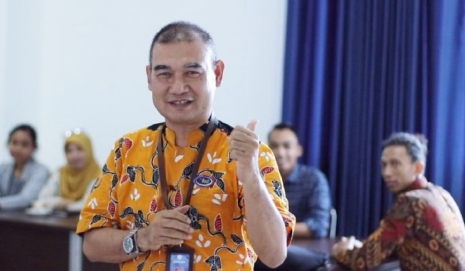 Dosen Pascasarjana IIB Darmajaya Jadi Moderator Semnas IFTAA